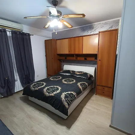Pegy Apartament *