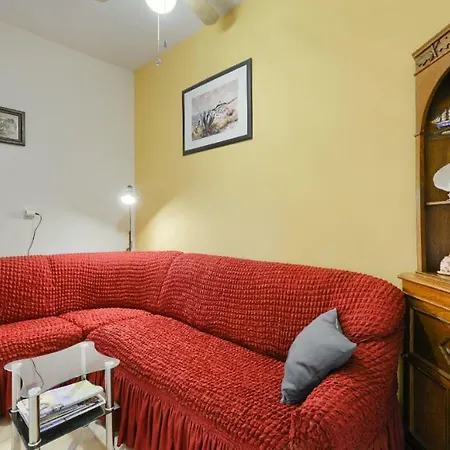 Apartament Pegy *
